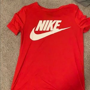 Nike T-shirt